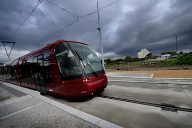 Pourquoi le système pneus du tramway de Clermont-Ferrand est condamné