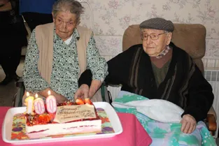 Lucie a fêté ses 100 ans avec son mari Arthur, 99 ans