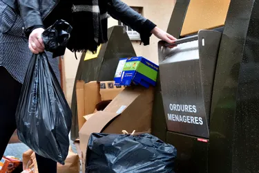 Aurillac veut rendre ses poubelles invisibles pour lutter contre la pollution visuelle