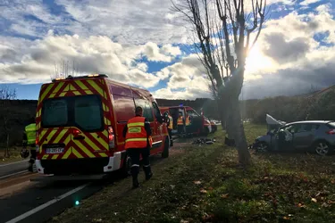 Quatre blessés dont deux graves dans un choc frontal à Blanzat (Puy-de-Dôme)