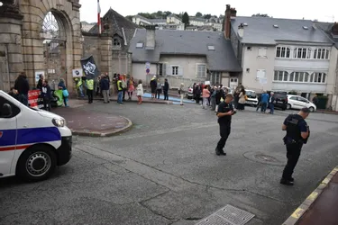 La manif anti pass sanitaire s'essouffle fortement à Tulle (Corrèze)