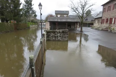 Inondations : l'école de Saint-Viance fermée