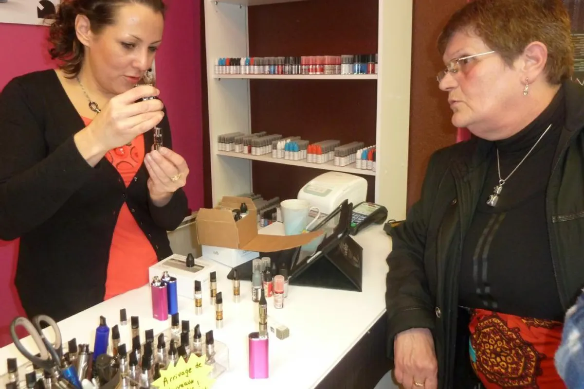 Il n'y avait pas la place pour trois marchands de cigarettes lectroniques   Saint-Amand - Le Berry Rpublicain