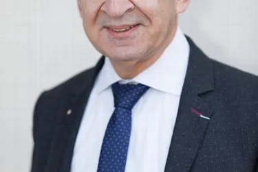 Le maire Gérard Perrodin est candidat à sa succession dans la commune du Crest (Puy-de-Dôme)