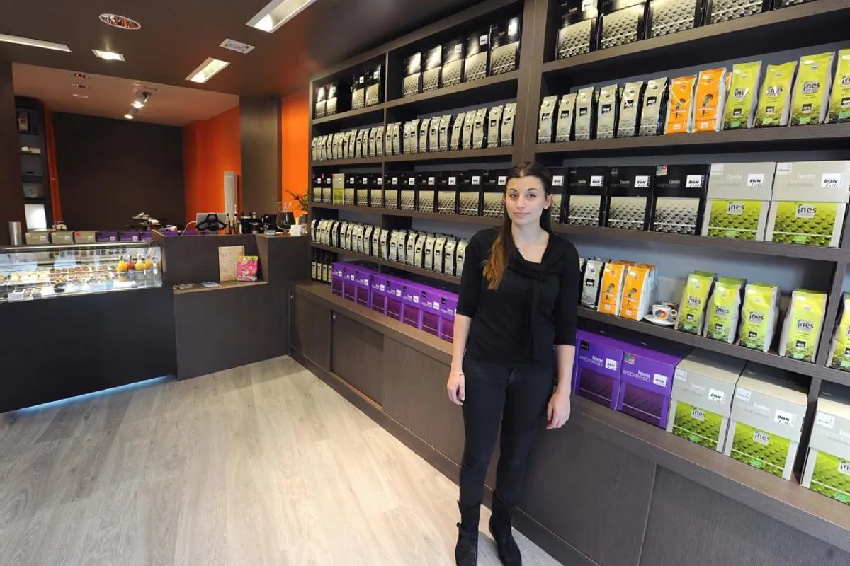 Des cafs et des ths  dguster  la boutique Imperial coffee - La Montagne