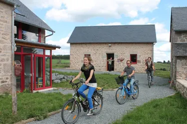 Les habitants peuvent s’essayer aux joies des vélos électriques depuis le début de l’été