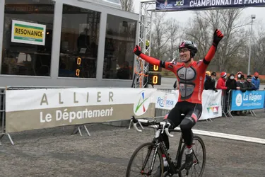 Championnats de France masters de cyclo-cross à Avermes (Allier) : de l'or pour l'ex-pro Yannick Martinez