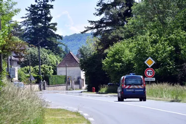 Dordogne : l'ancien militaire recherché a été "neutralisé", annonce Gérald Darmanin