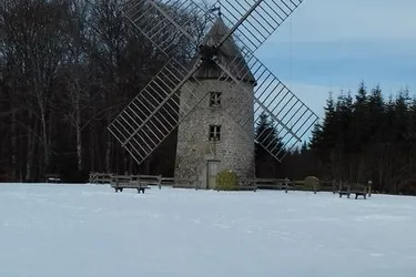 Mon beau moulin dans la neige