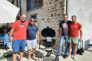 Un groupe de copains de Massiac (Cantal) se classe 3e aux championnats de France de barbecue