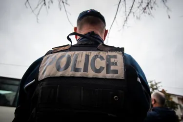 Policier tué à Avignon : le tireur présumé mis en examen pour meurtre aggravé et écroué