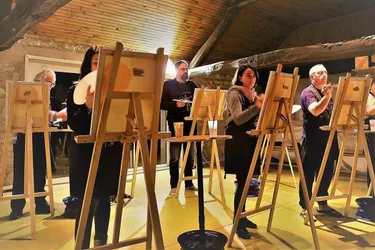Le premier atelier de peintures sur toiles aura lieu le 1er décembre