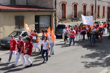 Une partie du personnel de l'Ehpad Les Papillons d'or, à Courpière (Puy-de-Dôme), est en grève