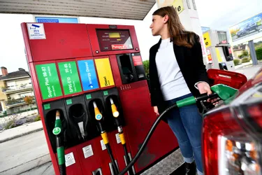 Flambée des prix du carburant : Jean Castex annoncera les mesures du gouvernement ce jeudi soir