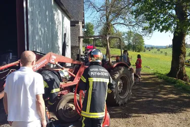Un adolescent coincé entre un mur et les fourches d'un tracteur à Saint-Julien-Puy-Lavèze