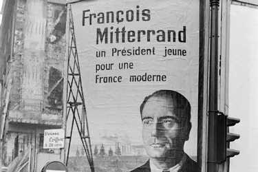 Quand Mitterrand voyait dans la constitution de 1958 un coup d'Etat permanent