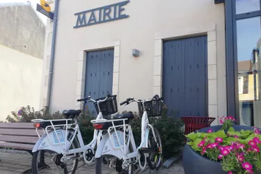 Deux vélos électriques à tester gratuitement à la mairie