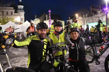 Plus de 220 cyclistes au rendez-vous de la deuxième Bourbo'Night, à Moulins