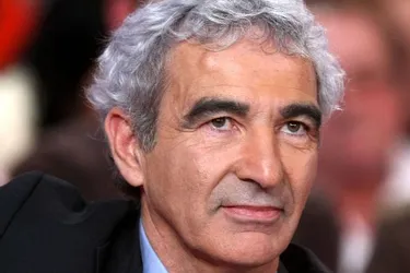 Raymond Domenech au théâtre municipal de Montluçon, demain