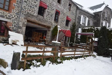 Cantal : importante explosion dans l'auberge de Chalinargues