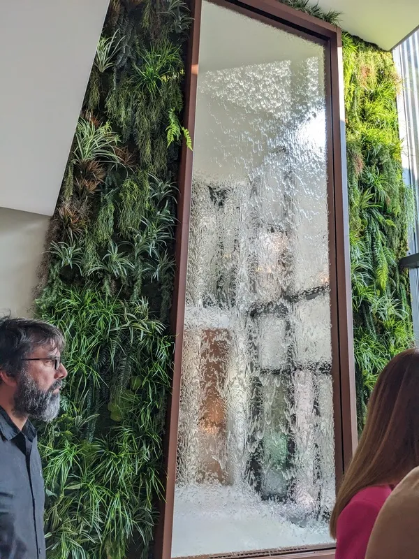 elfbar nachfüll pod läuft aus À PARIS boutique de vape, magasin JWELL vapotage et cigarette électronique main image 1