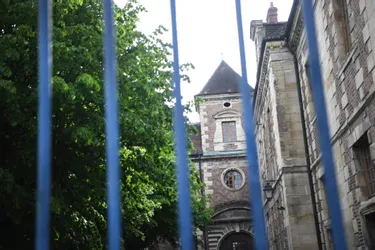 Cinq personnes condamnées pour trafic de stupéfiants par le tribunal de Moulins (Allier)