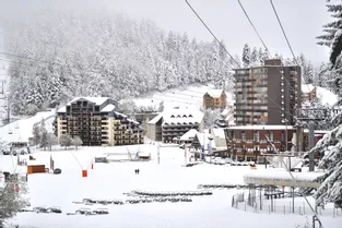La station de ski du Lioran (Cantal) condamnée après l'accident d'une fillette