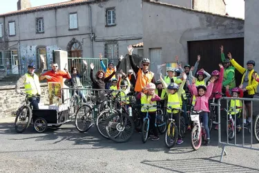 Opération vélo, école et village fleuris