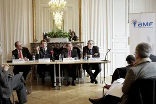 Finances publiques : l’ultimatum des maires à Valls
