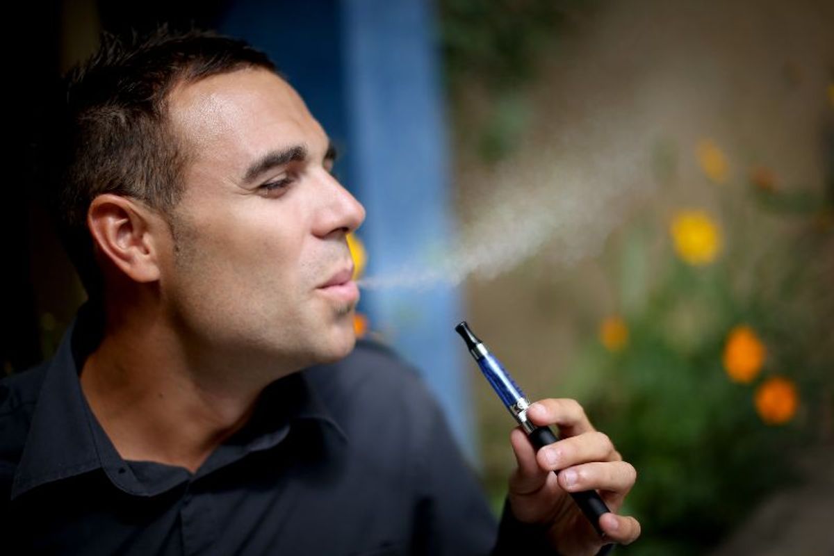 Cigarettes électroniques: de plus en plus de Nivernais vapotent