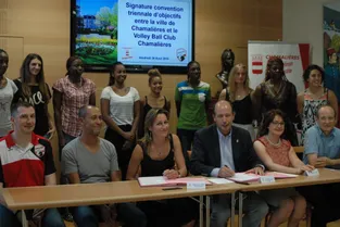 Une convention triennale signée entre la commune et le club de volley-ball