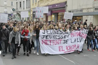 Les lycéens de Madame-de-Staël dans la rue contre le projet de loi El Khomri