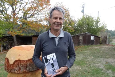 Entraîneur au club d’athlétisme, Gilles Bussière publie à compte d’auteur un livre sur son parcours