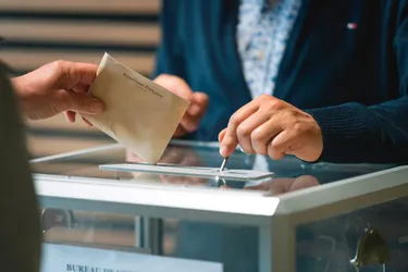 Des élections municipales complémentaires à Saint-Genès-du-Retz (Puy-de-Dôme) suite à sept démissions