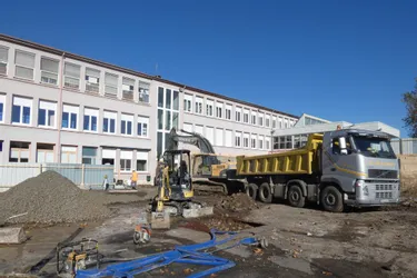 Gros chantier de réhabilitation au groupe scolaire du Potier-Marcus à Lezoux (Puy-de-Dôme)