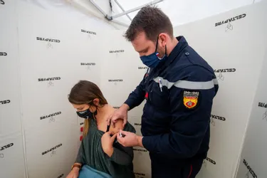 Où en est-on de la vaccination chez les ados dans le Puy-de-Dôme ?
