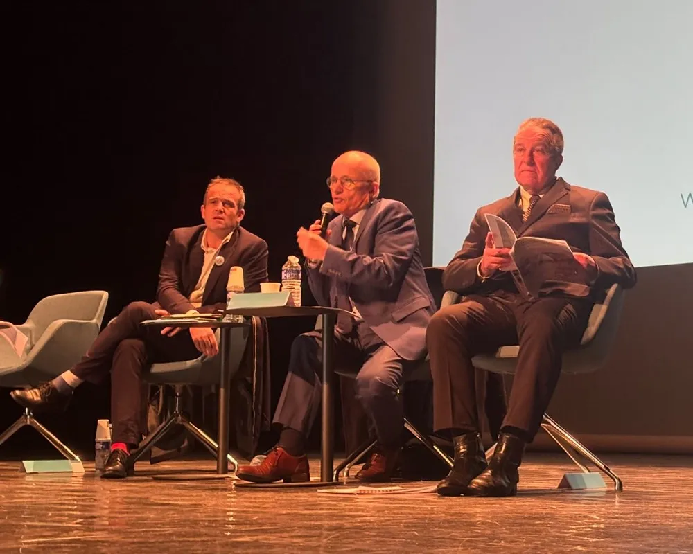 Patrick Rheil Dans un contexte politique et économique incertain, l'Agglo du pays de ...