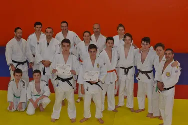 Les diplômes remis aux judokas