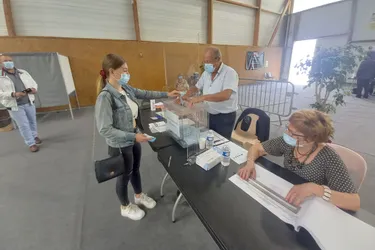 Danaé Breillac a voté pour la première fois de sa vie à Bellerive-sur-Allier