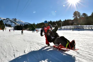 Le handicap s’efface sur les pistes de ski au Lioran