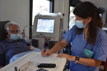 La nouvelle unité de dialyse de Mauriac (Cantal) accueille ses premiers patients