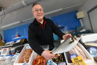 Le poissonnier Michel Mazuel part à la retraite après 50 ans à sillonner les marchés de Creuse