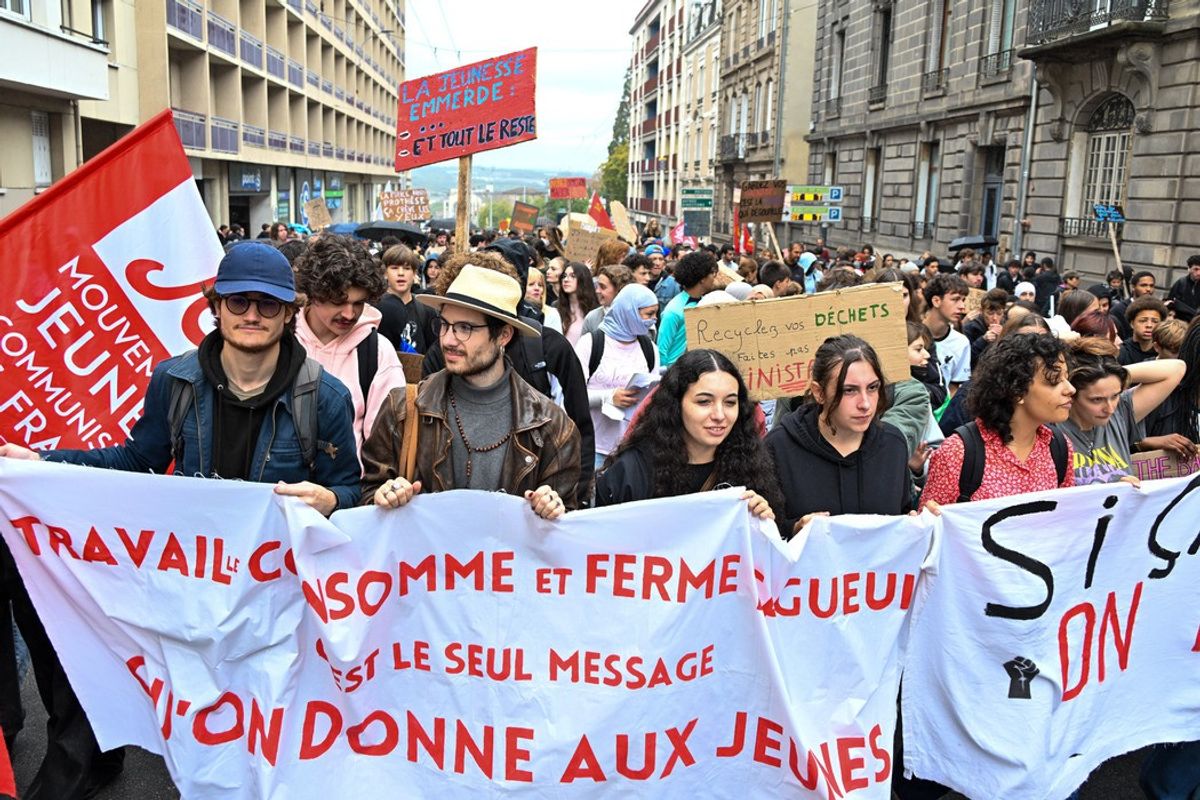 “Fatigués d‘être critiqués pour vouloir apprendre mieux” : plus de 800 ...