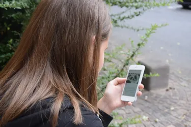 Une adolescente victime d'une arnaque à l'iPhone 7 sur les réseaux sociaux