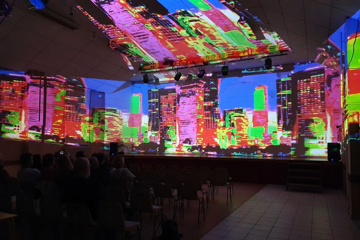 Un spectacle haut en couleur - La République du Centre