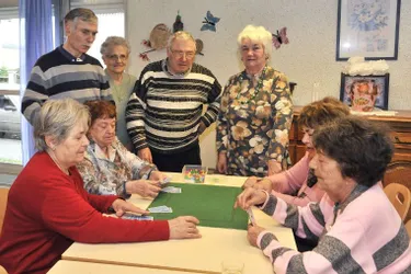 La ville gère six clubs restaurants de retraités où 500 adhérents partagent un repas et activités