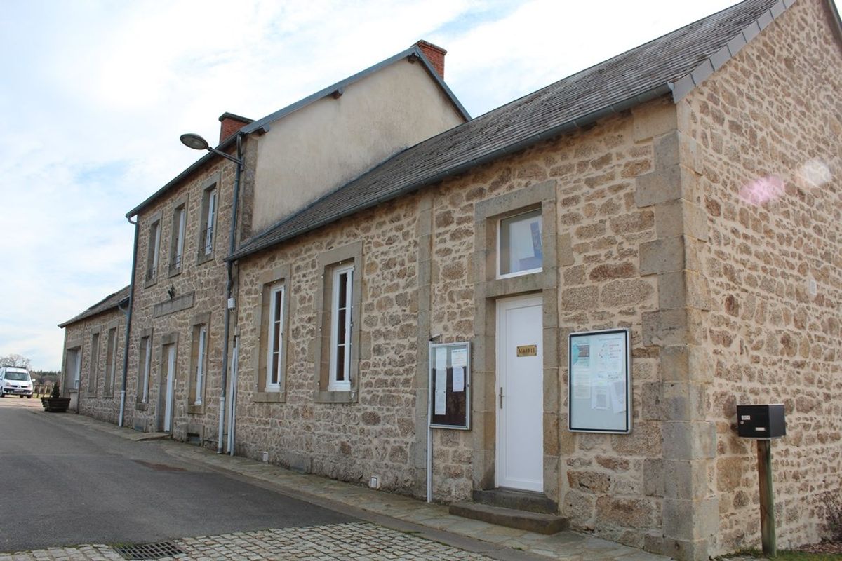 quelle-est-la-situation-saint-julien-la-geneste-puy-de-d-me-l