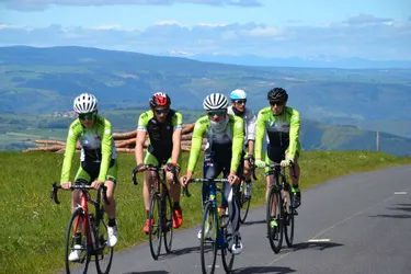Les cyclistes de Brioude (Haute-Loire) ont testé la première étape de montagne du Critérium du Dauphiné
