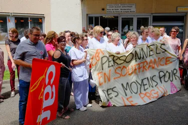 Grève à l'hôpital de Vichy : le service de gériatrie redoute un « drame sanitaire » cet été