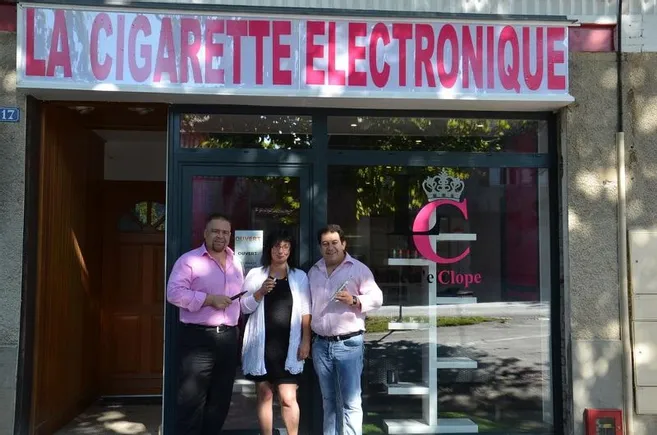 Un Libert'e  clope vient d'ouvrir - Le Populaire du Centre